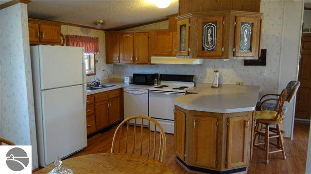 3615 Bowerman Road Kingsley, MI 49649 - Photo 4 of 14 1779484-3.JPG