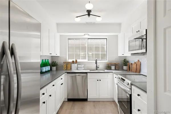 $399,900 | 3415 South Ammons Street, Unit 6, Lakewood, CO 80227