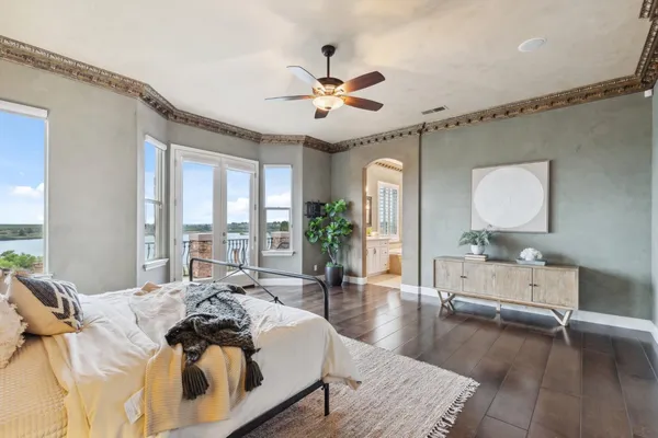 $1,365,000 | 4918 West Bluff Avenue, Fresno, CA 93722