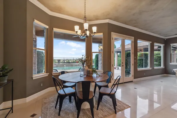 $1,365,000 | 4918 West Bluff Avenue, Fresno, CA 93722