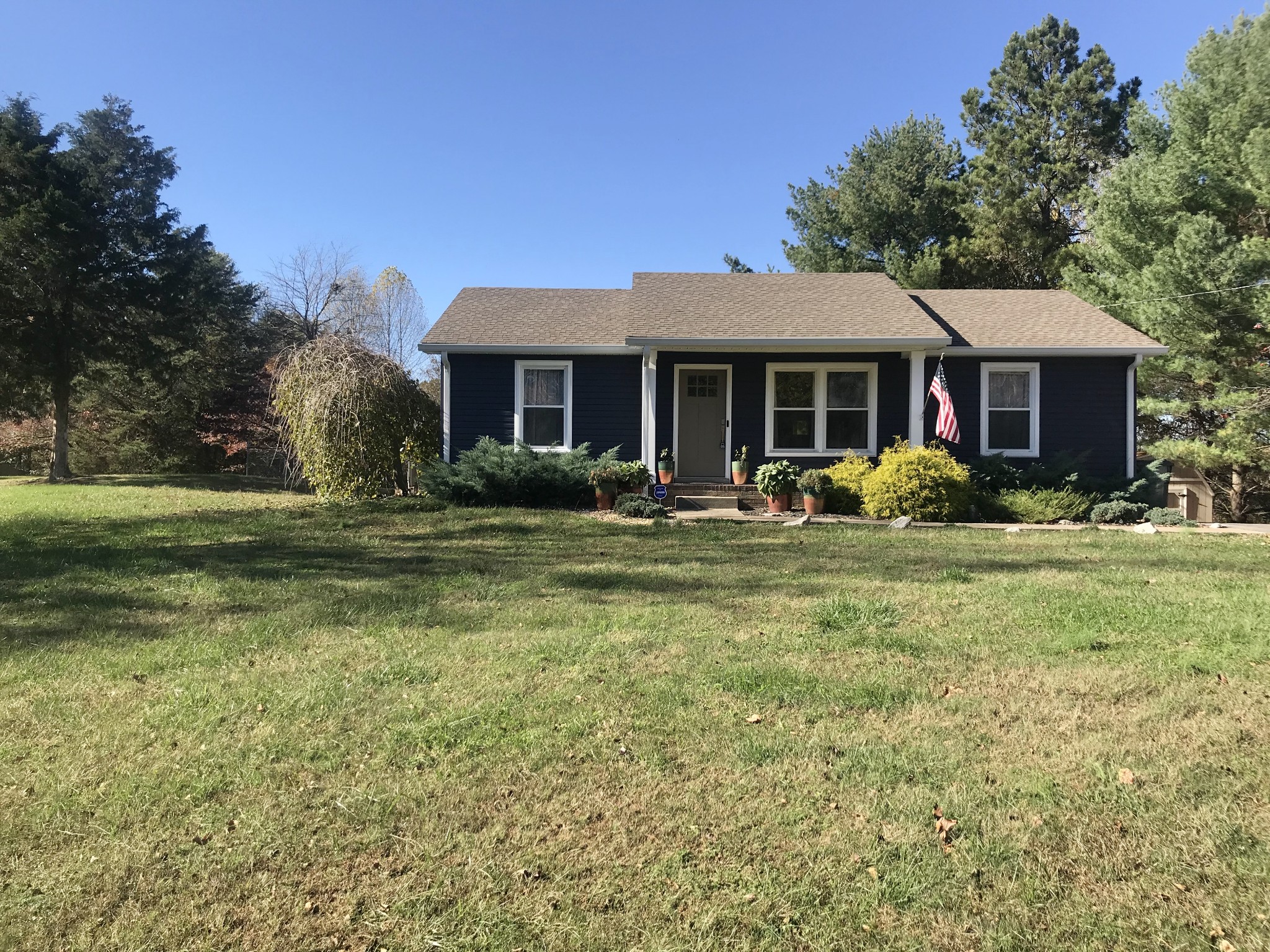 256 Old Columbia Road Dickson, TN 37055 - Photo 2 of 28 Gallery Image 2