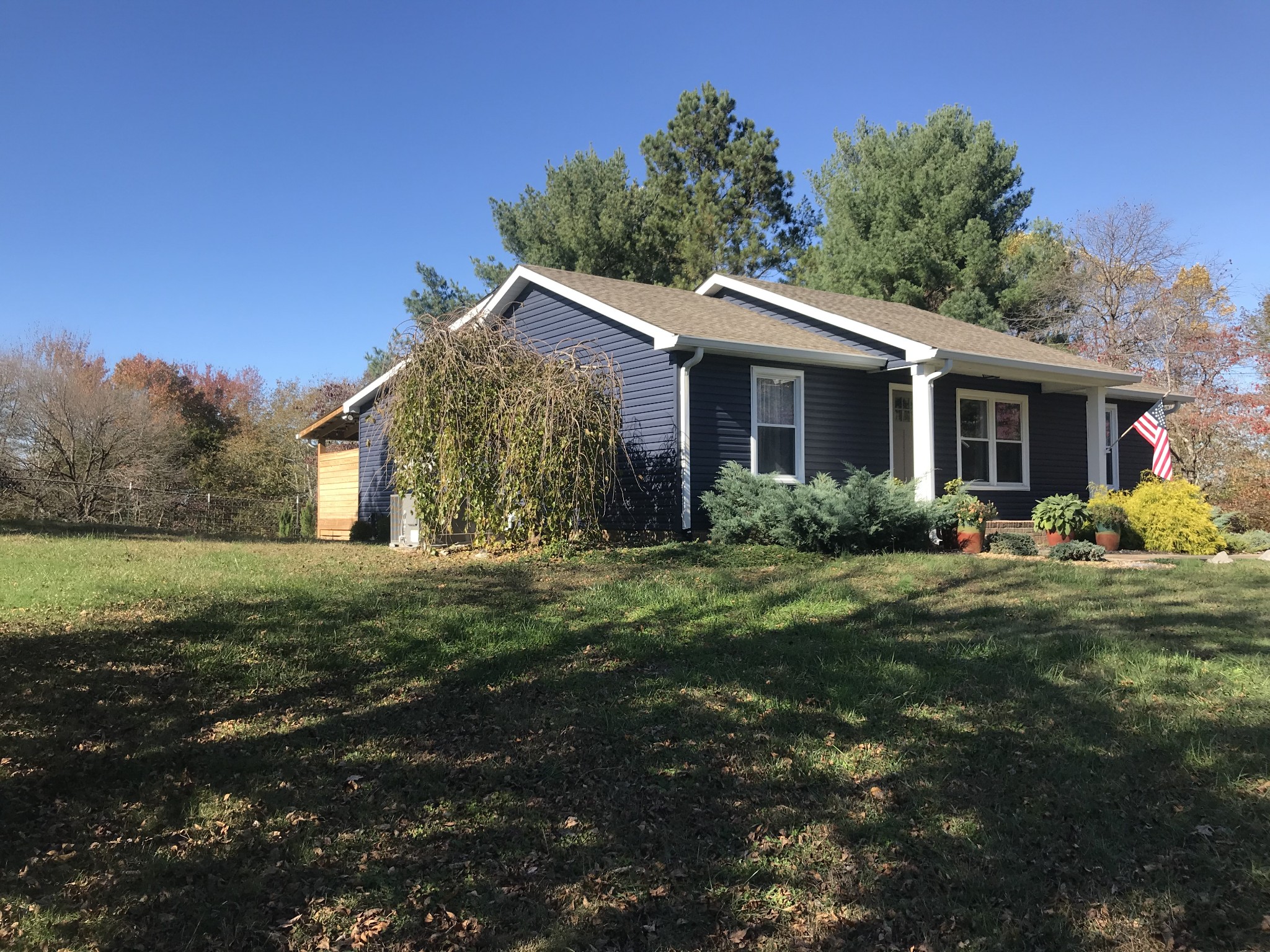 256 Old Columbia Road Dickson, TN 37055 - Photo 3 of 28 Gallery Image 3