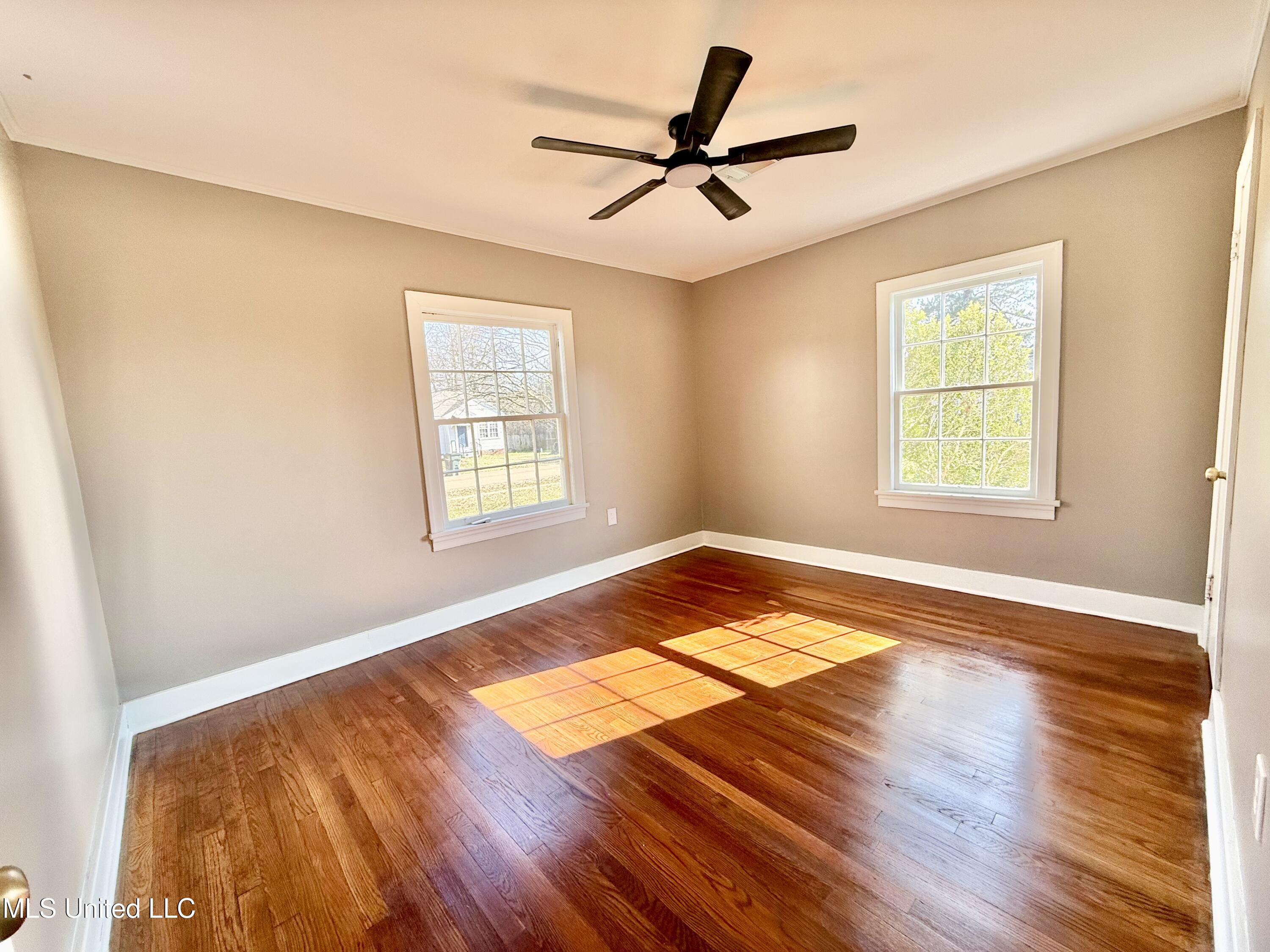 103 Center Street Crystal Springs, MS 39059 - Photo 14 of 29 IMG_8479