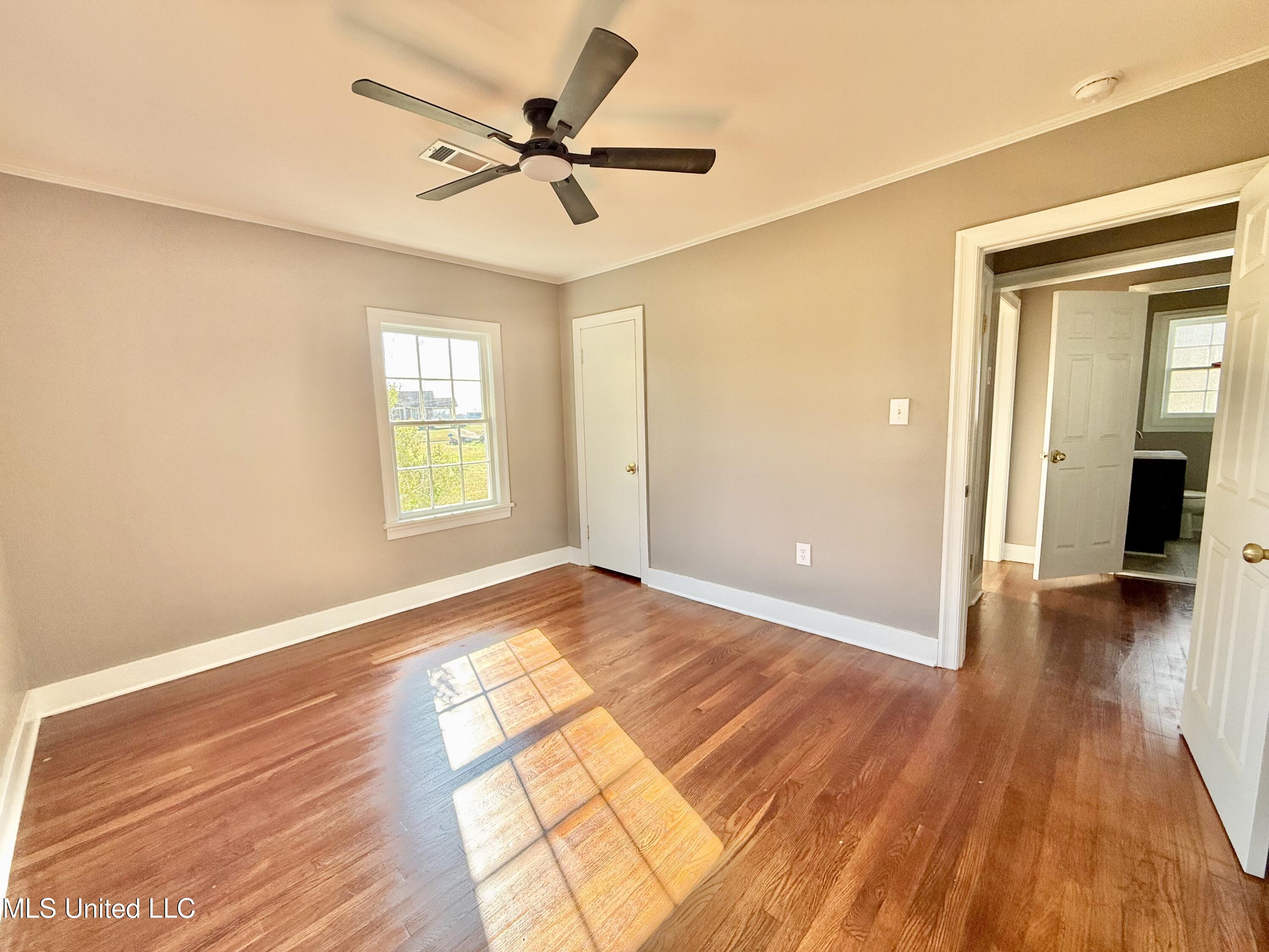 103 Center Street Crystal Springs, MS 39059 - Photo 15 of 29 IMG_8480