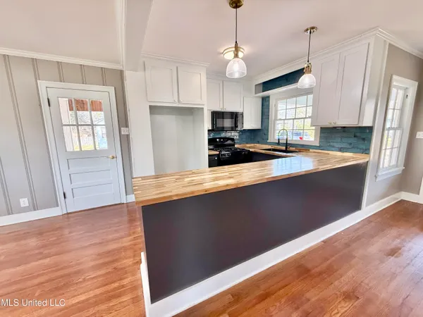 $144,900 | 103 Center Street, Crystal Springs, MS 39059