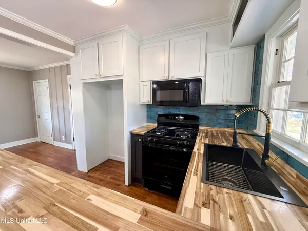 $144,900 | 103 Center Street, Crystal Springs, MS 39059