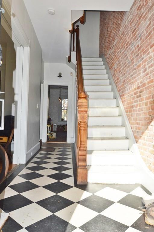 656 Columbia Road Boston, MA 02125 - Photo 5 of 34 Gallery Image 5