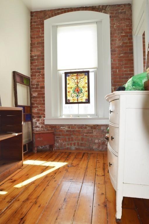 656 Columbia Road Boston, MA 02125 - Photo 8 of 34 Gallery Image 8
