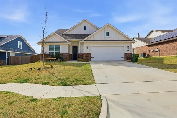 $348,000 | 801 Taliaferro Trail, Springtown, TX 76082