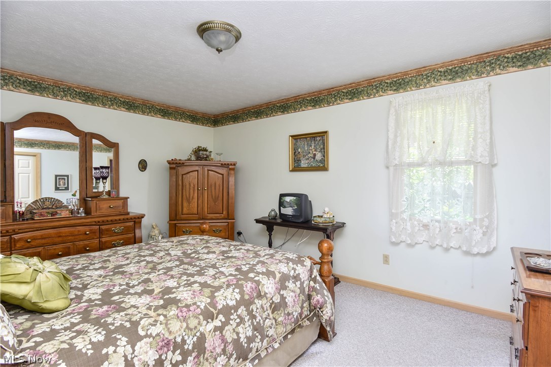 2877 Center Road Youngstown, OH 44514 - Photo 7 of 23 Gallery Image 7