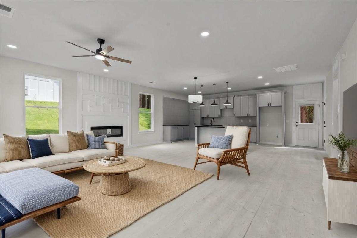 121 Current Drive Greenville, SC 29611 - Photo 5 of 36