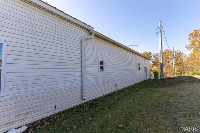 $175,000 | 14607 Rock Cliff Drive, Ste. Genevieve, MO 63670