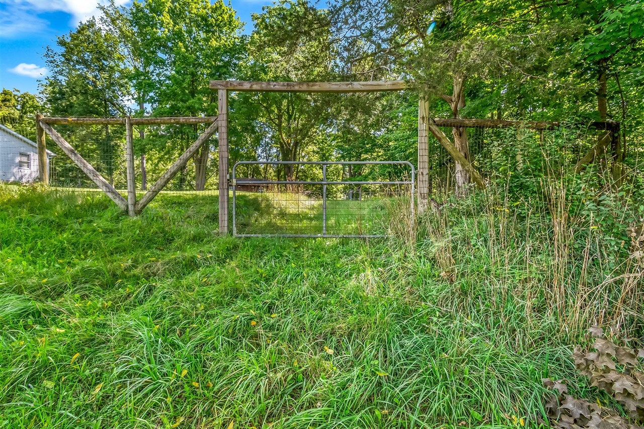11441 Crampton Road Hillsdale, MI 49242 - Photo 45 of 48 Gallery Image 45