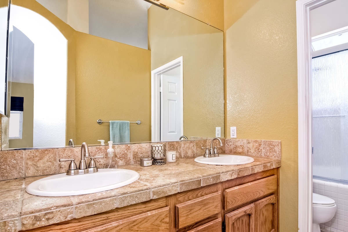 3726 Via Del Rancho Oceanside, CA 92056 - Photo 18 of 25 Gallery Image 18