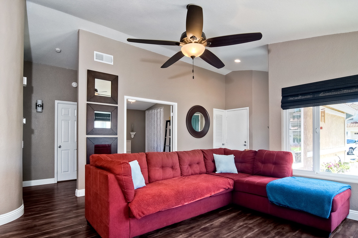 3726 Via Del Rancho Oceanside, CA 92056 - Photo 6 of 25 Gallery Image 6