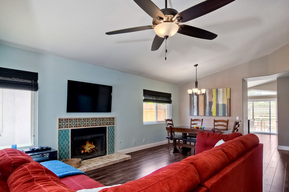 3726 Via Del Rancho Oceanside, CA 92056 - Photo 8 of 25 Gallery Image 8