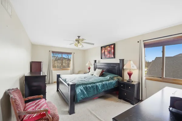 $650,000 | 4807 Clearwater Lane, Naperville, IL 60564