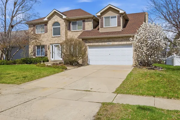 $650,000 | 4807 Clearwater Lane, Naperville, IL 60564