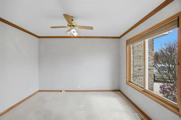 $650,000 | 4807 Clearwater Lane, Naperville, IL 60564