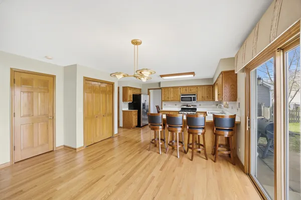 $650,000 | 4807 Clearwater Lane, Naperville, IL 60564