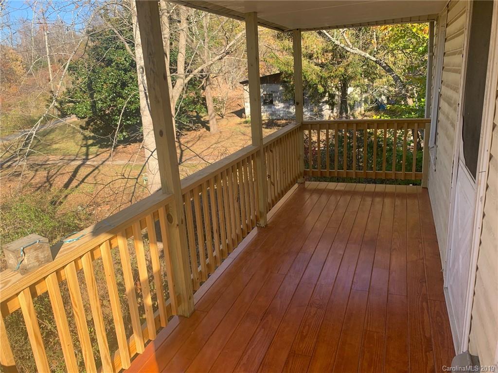 20 New Valley Road Swannanoa, NC 28778 - Photo 4 of 13 Gallery Image 4