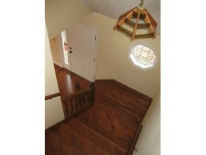 610 Cripple Creek Road Watauga, TN 37694 - Photo 16 of 24 Staircase landing