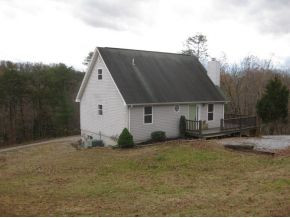 610 Cripple Creek Road Watauga, TN 37694 - Photo 5 of 24 Rear left corner of yard