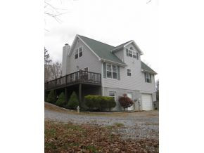 610 Cripple Creek Road Watauga, TN 37694 - Photo 6 of 24 Left front corner of driveway