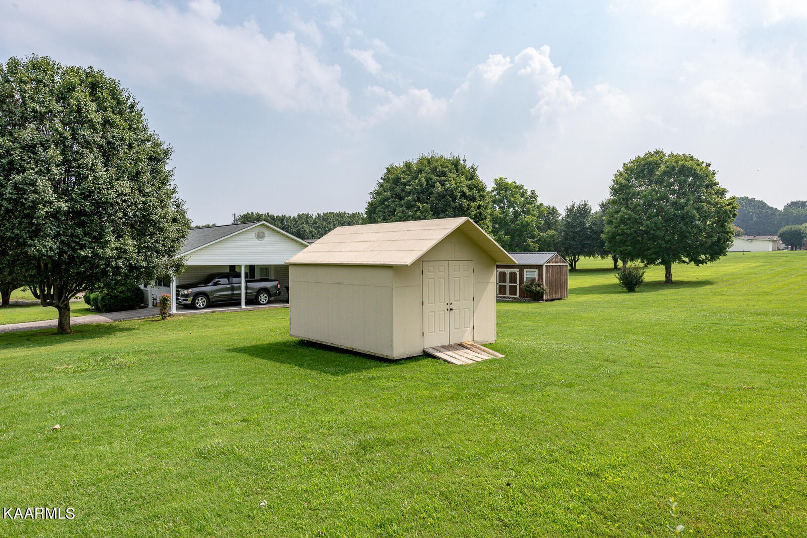316 Isbill Road Madisonville, TN 37354 - Photo 35 of 38 Gallery Image 35