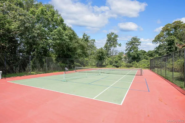 a view of a tennis court