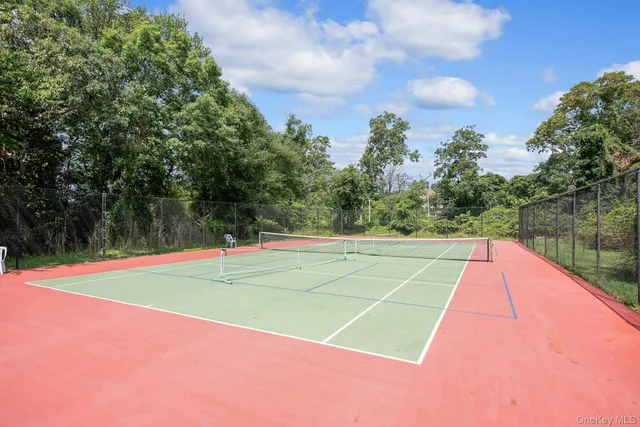 a view of a tennis court