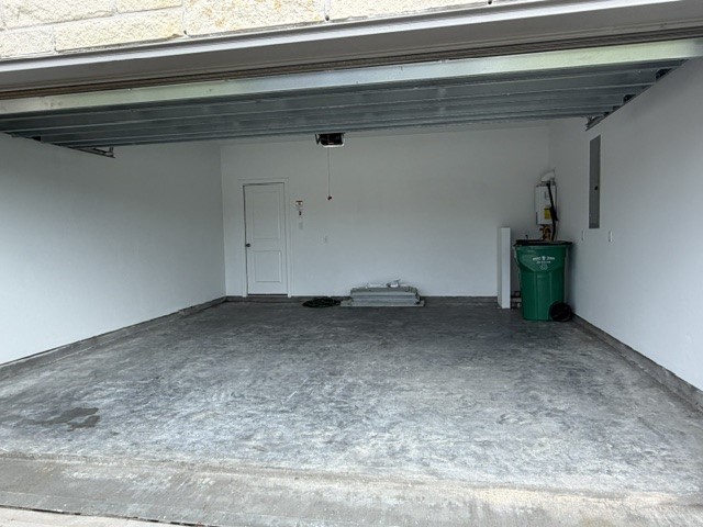 2514 Rose Gold Drive Rosharon, TX 77583 - Photo 25 of 27 a view of garage