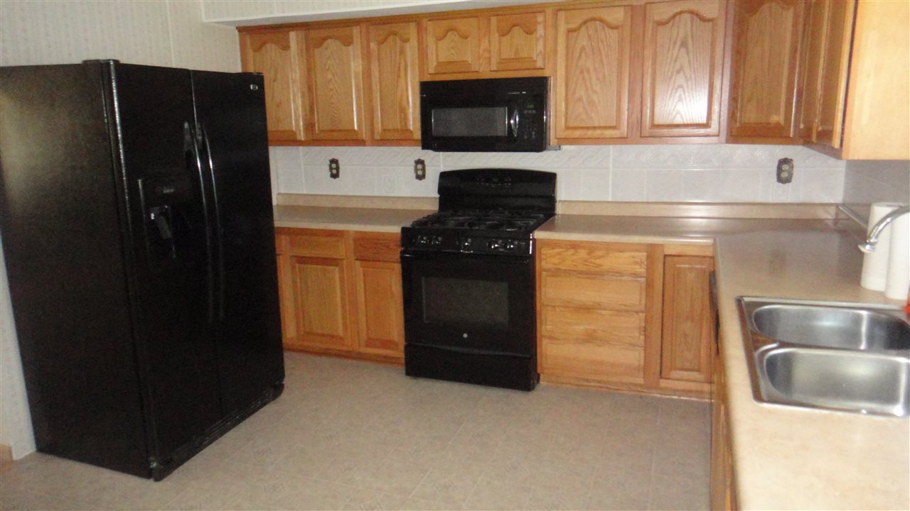 2743 Karr Road Belvidere, IL 61008 - Photo 15 of 24 Gallery Image 15