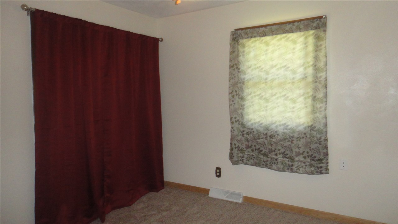 2743 Karr Road Belvidere, IL 61008 - Photo 17 of 24 Gallery Image 17