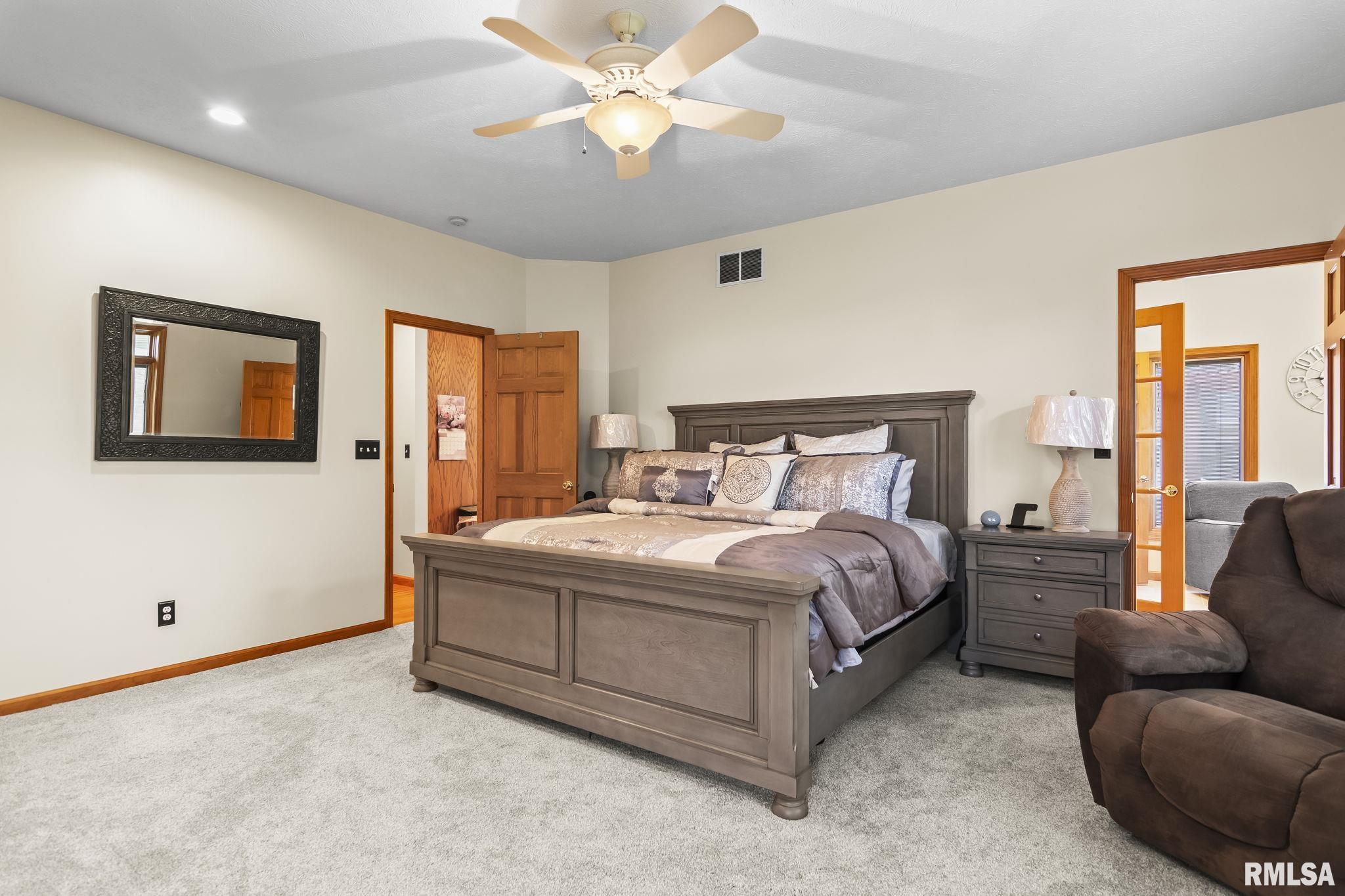 340 Sebring Road Sherman, IL 62707 - Photo 25 of 52 Gallery Image 25