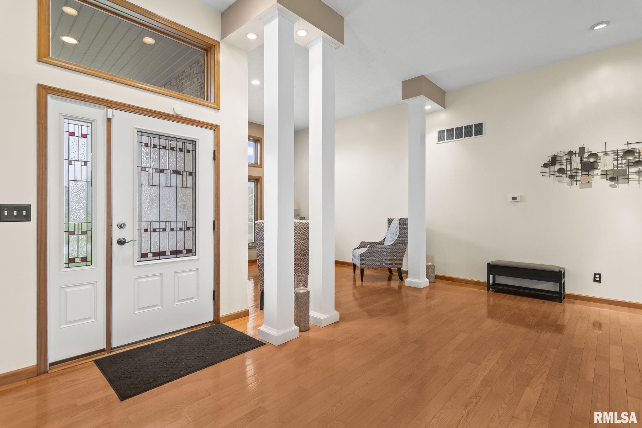 340 Sebring Road Sherman, IL 62707 - Photo 4 of 52 Gallery Image 4