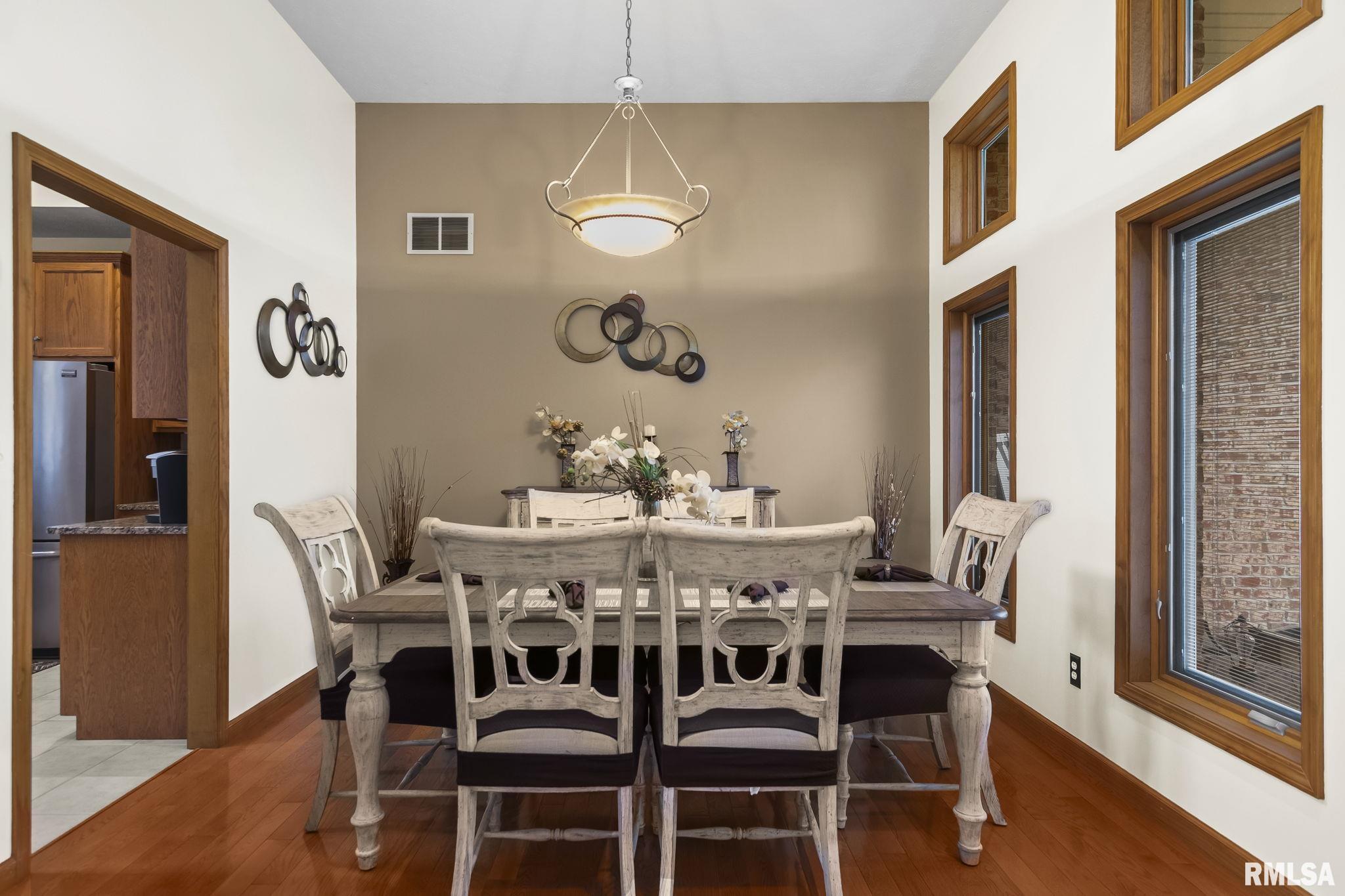 340 Sebring Road Sherman, IL 62707 - Photo 6 of 52 Gallery Image 6