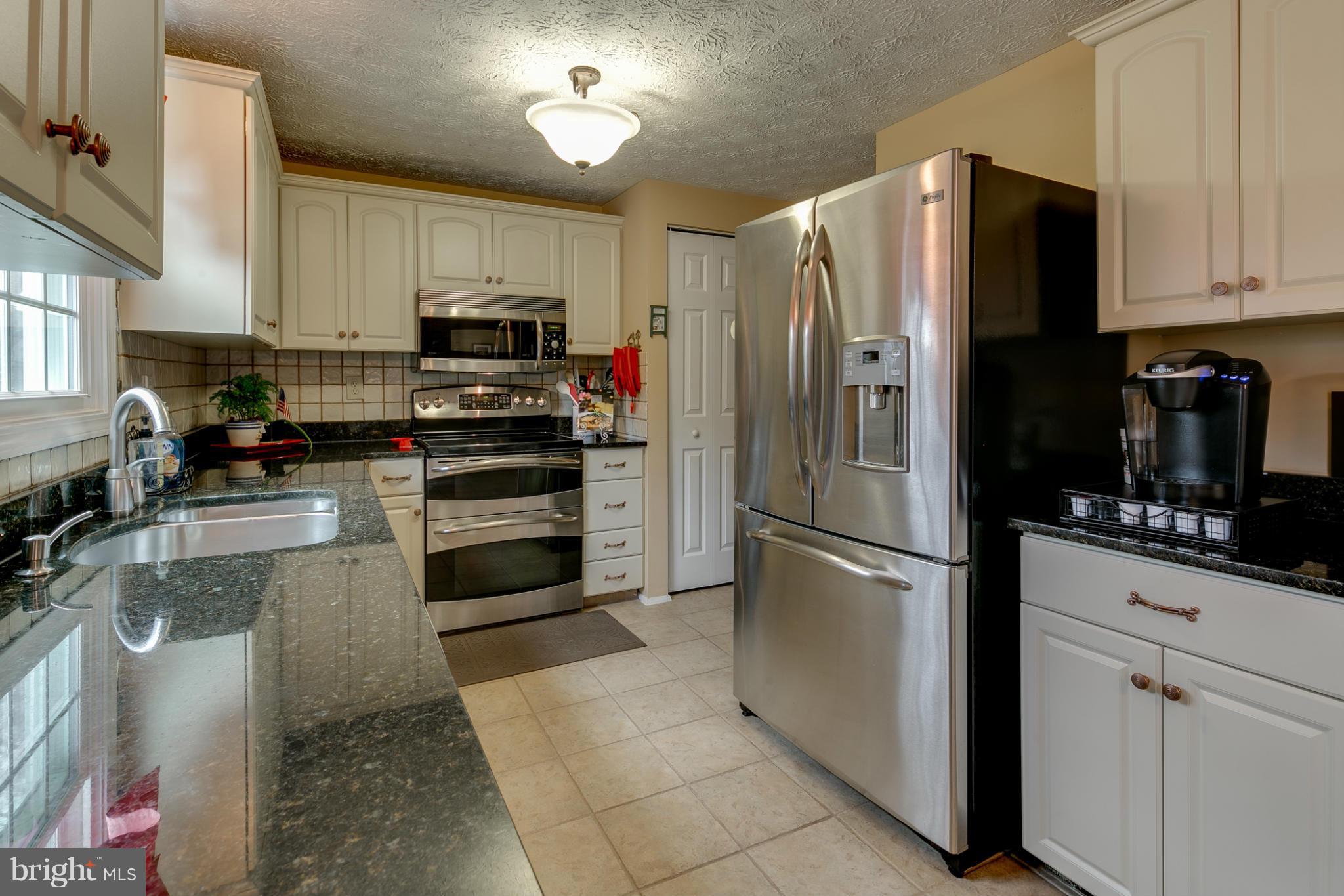 1461 Silo Way Silver Spring, MD 20905 - Photo 3 of 22 Kitchen