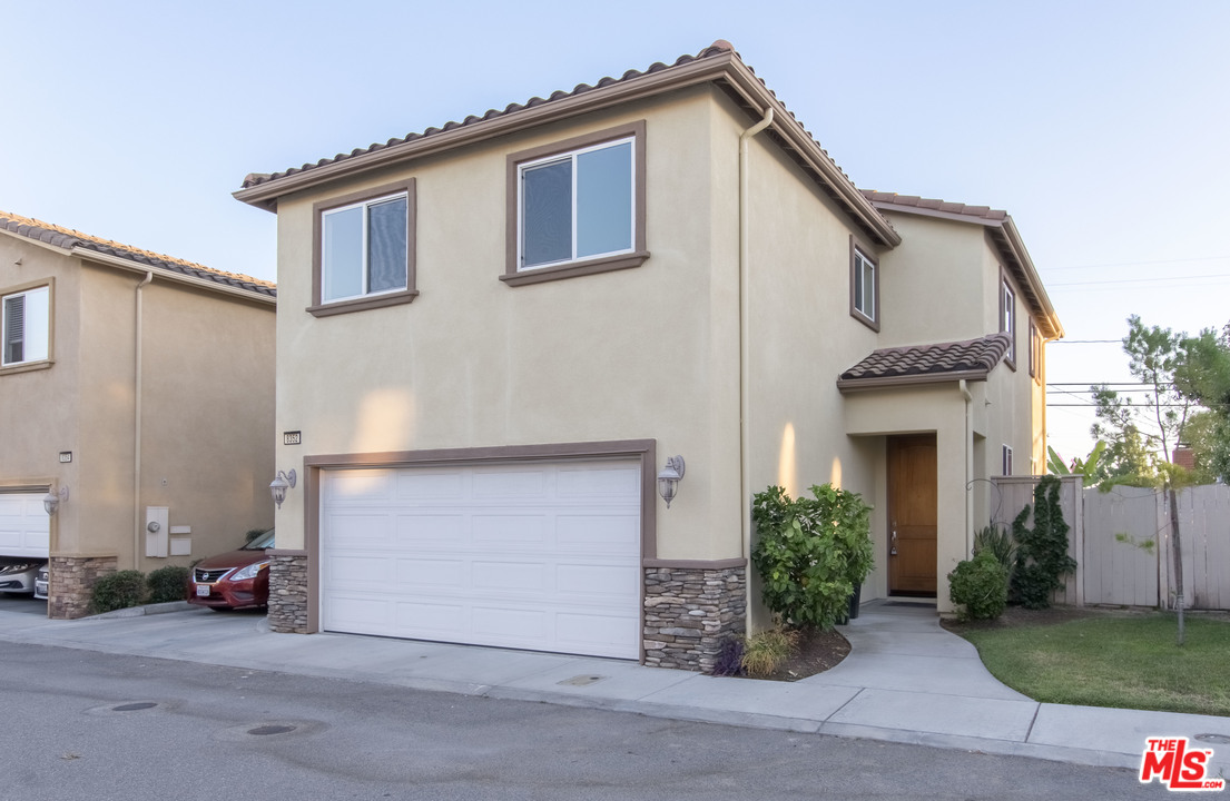 8352 Telegraph Road Downey, CA 90240 - Photo 1 of 41