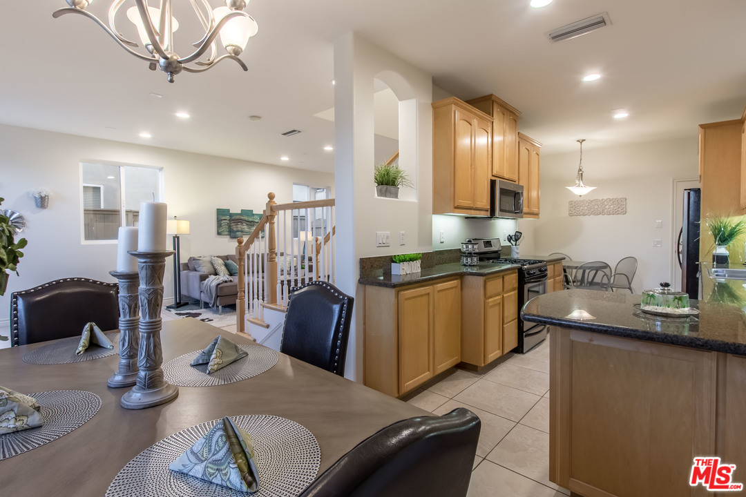 8352 Telegraph Road Downey, CA 90240 - Photo 11 of 41