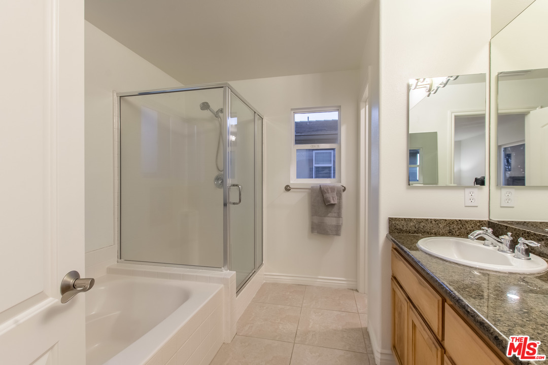 8352 Telegraph Road Downey, CA 90240 - Photo 22 of 41