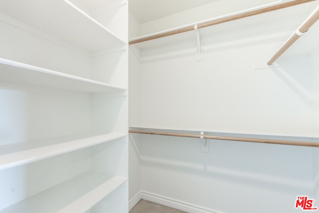 8352 Telegraph Road Downey, CA 90240 - Photo 25 of 41