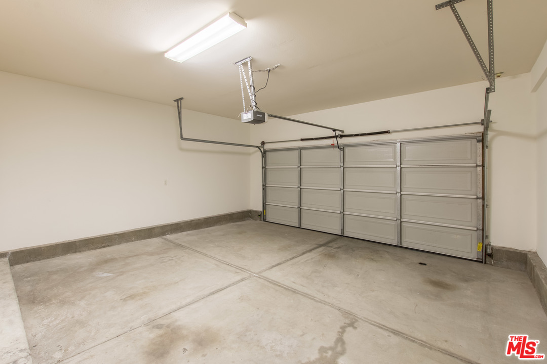 8352 Telegraph Road Downey, CA 90240 - Photo 37 of 41