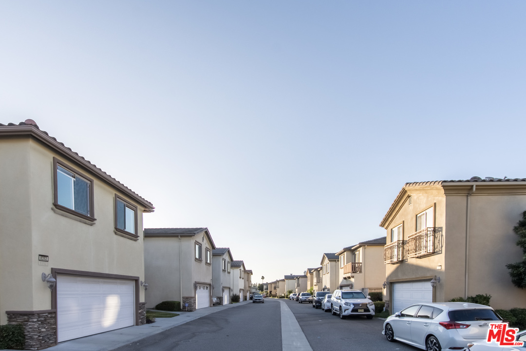 8352 Telegraph Road Downey, CA 90240 - Photo 39 of 41