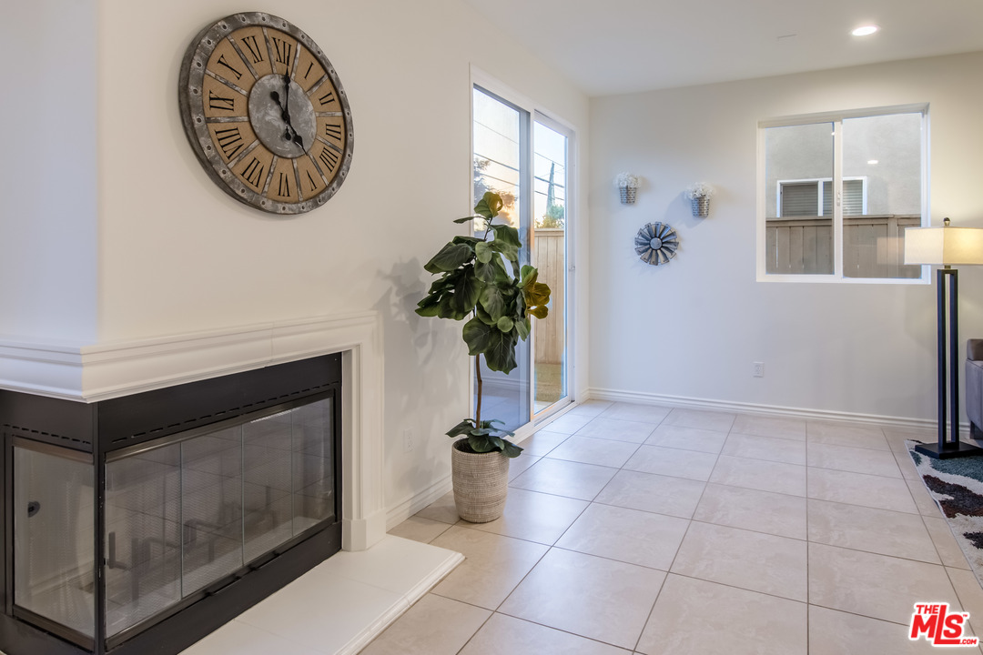 8352 Telegraph Road Downey, CA 90240 - Photo 8 of 41