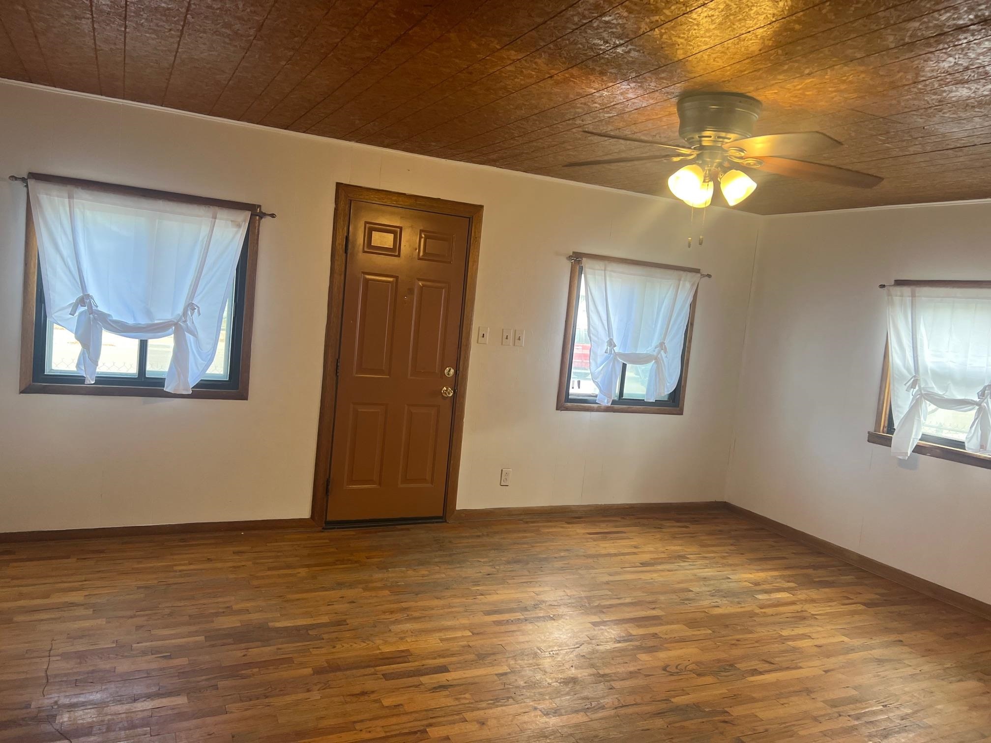 506 West State Street Rawlins, WY 82301 - Photo 3 of 8