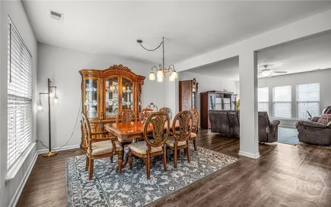 $389,900 | 238 Lake Pointe Drive, Savannah, GA 31407