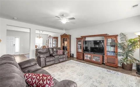 $389,900 | 238 Lake Pointe Drive, Savannah, GA 31407