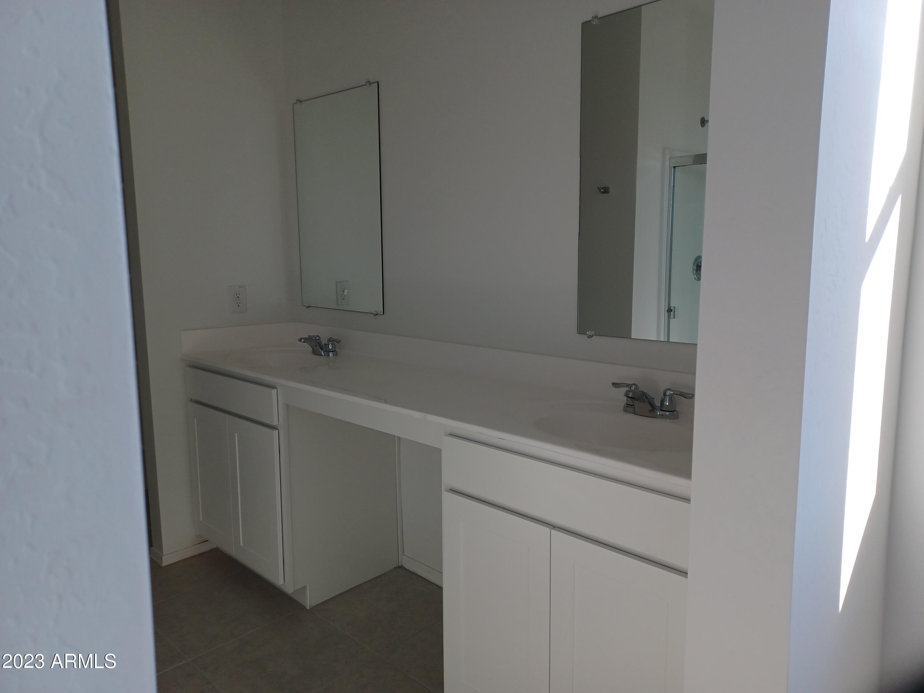47489 West Cansados Road Maricopa, AZ 85139 - Photo 17 of 29 Lot 103 Primary Bath Vanity