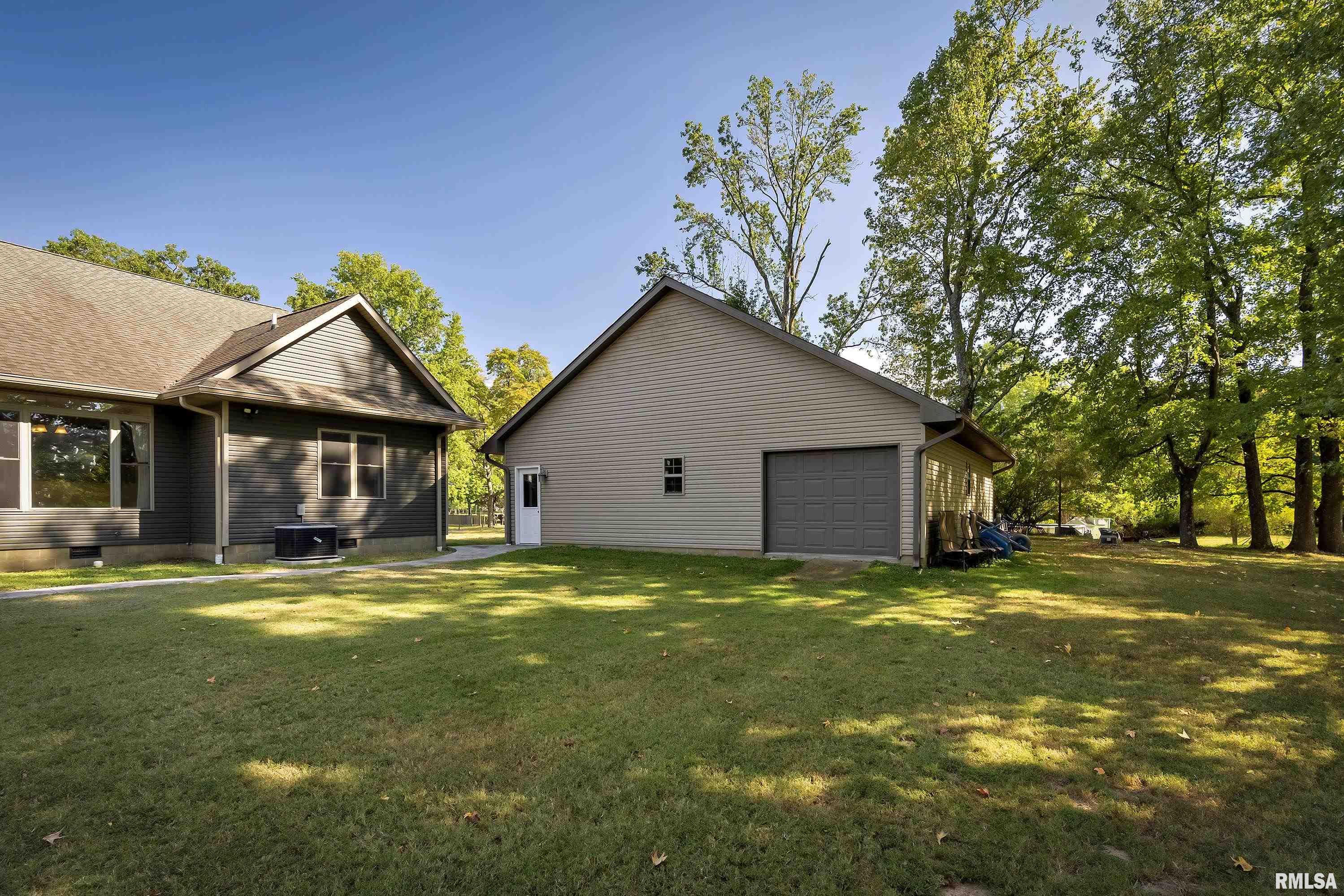 11261 Samuel Road Carterville, IL 62918 - Photo 36 of 41 Gallery Image 36
